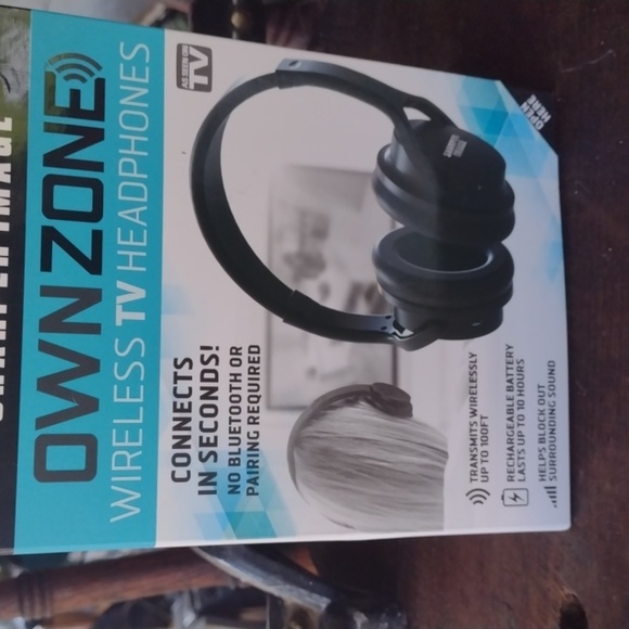 Sharper Image Own Zone Black Wireless Headphones NWT - Picture 3 of 5